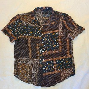 Super comfy shirt with some interesting pattern!